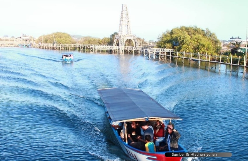 Hutan Mangrove Kulon Progo