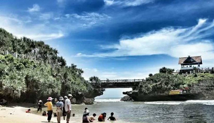 pantai kukup